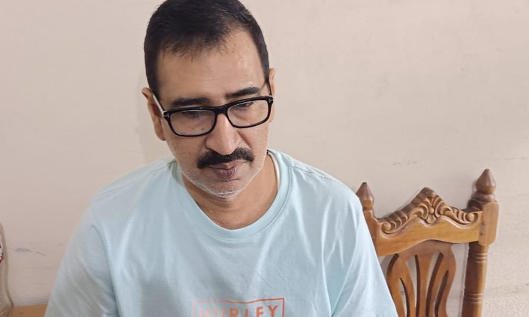 Gopalganj AL leader Shahbuddin Azam detained in Benapole  