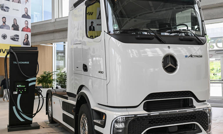Toyota and Daimler to merge truck subsidiaries