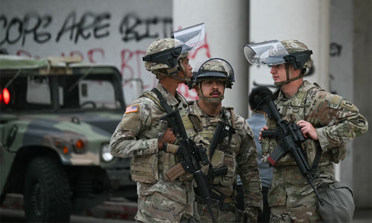 Curfew goes into effect in protest-hit downtown Los Angeles