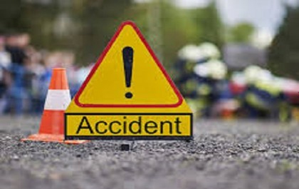Elderly couple killed in Narail road accident