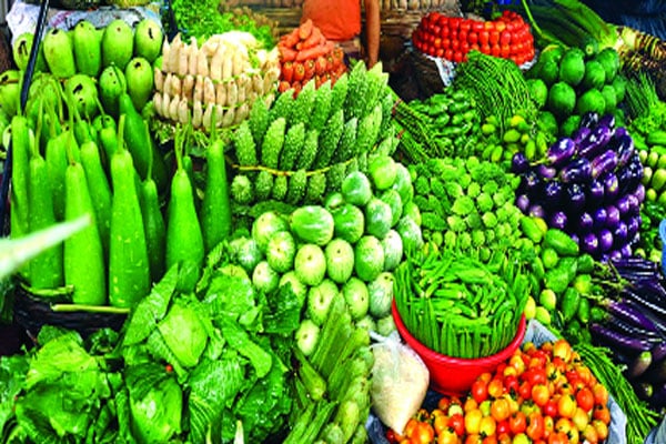 Prices of essentials decline in Khulna after Eid-ul-Azha