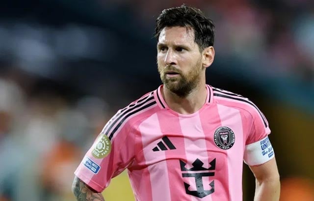 Messi denied late winner in Club World Cup opener