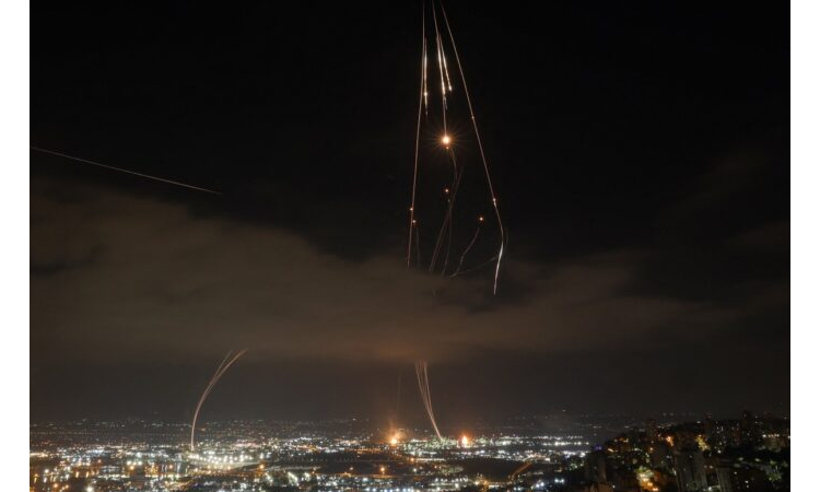 Israel army warns of new missile salvo from Iran