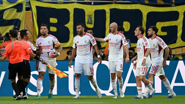 Boca denied by two Argentines as Benfica fight back