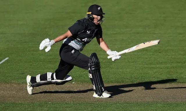 New Zealand women's captain Sophie Devine to retire from ODIs