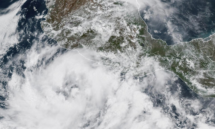 Tropical storm bears down on Mexico