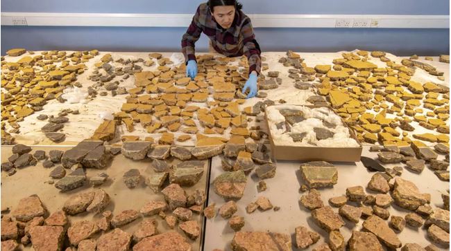 2,000-year-old Roman wall paintings unearthed in London