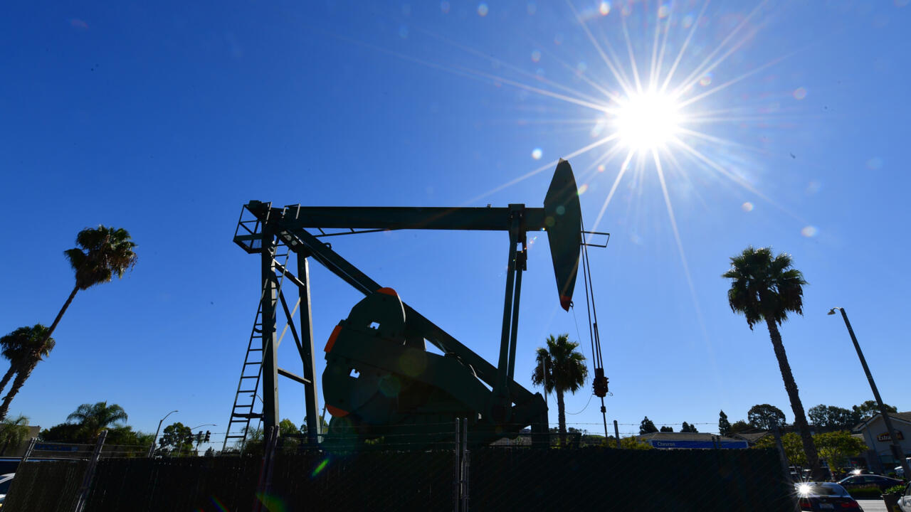 Crude sinks as Trump delays decision on Iran strike