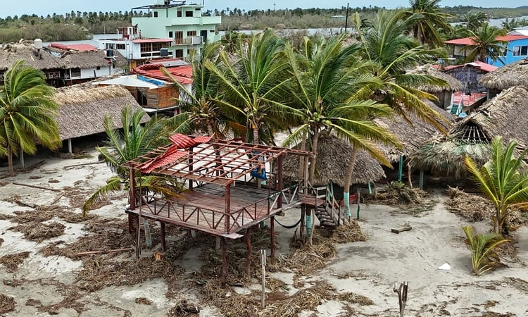 Two dead in Mexico as Hurricane Erick moves on from Mexican coast