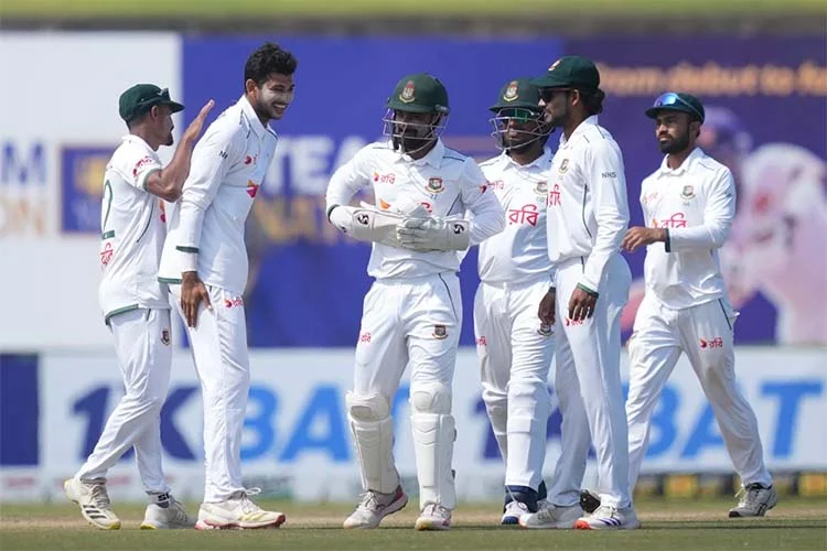 Nayeem claims fifer as Sri Lanka bowled out for 485