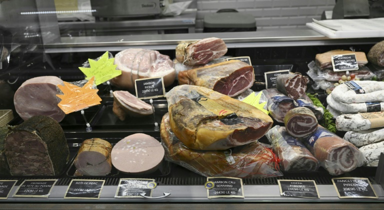 Two French butchers close after child dies from food poisoning 