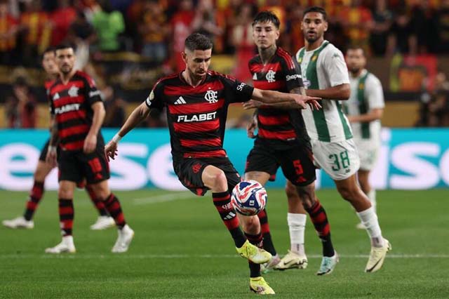 Flamengo floor Chelsea at Club World Cup, Bayern face Boca
