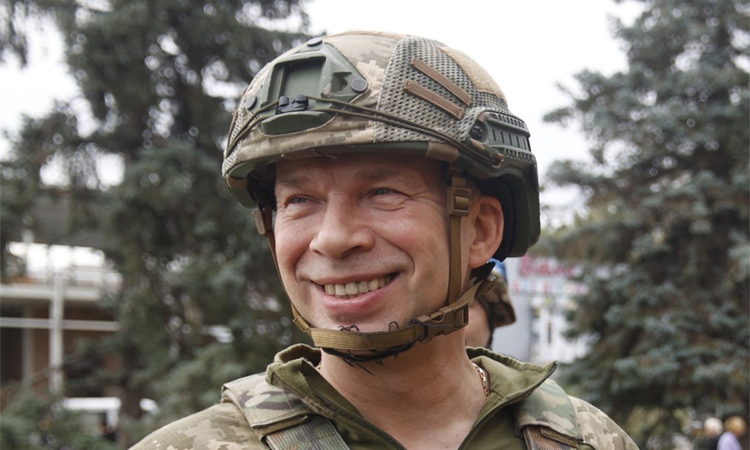 Ukraine army chief vows to expand strikes on Russia