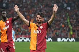 Belgium's Mertens announces retirement from football