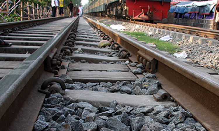 2 killed in Mymensingh train accidents 