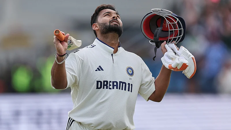 India's Pant reprimanded for dissent in first Test