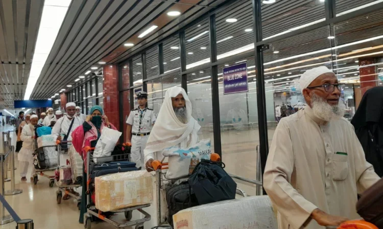 48,801 Hajj pilgrims return from Saudi Arabia