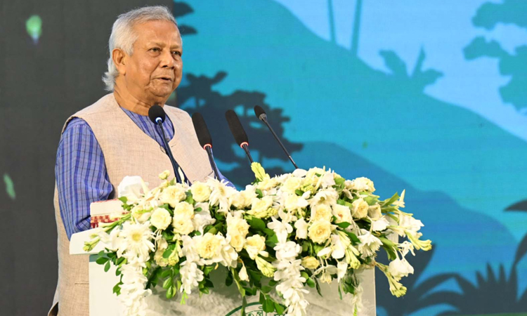 CA for stopping plastic use to save environment 