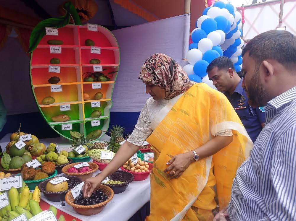 Three-day fruit fair begins in Kishoreganj