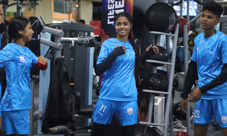 Women’s football team reaches Myanmar safely 