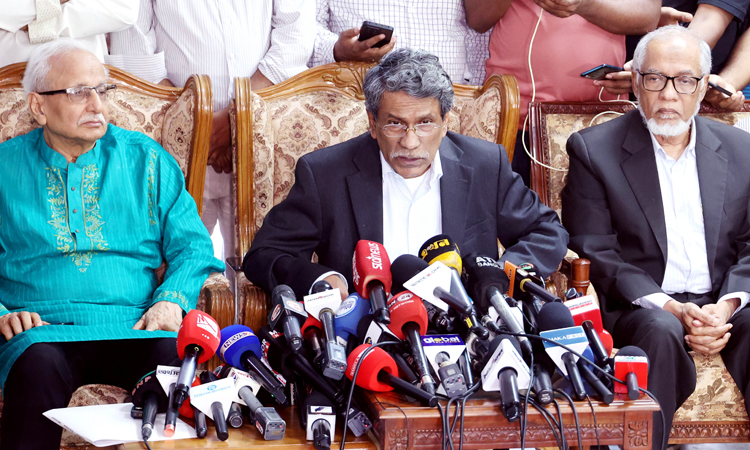 Ali Riaz urges political parties to demonstrate flexibility, necessary concessions 