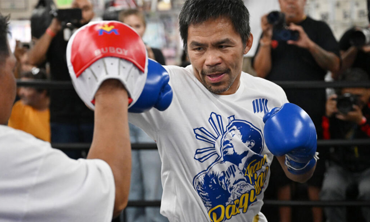 Pacquiao 'hungry' for comeback after four-year layoff