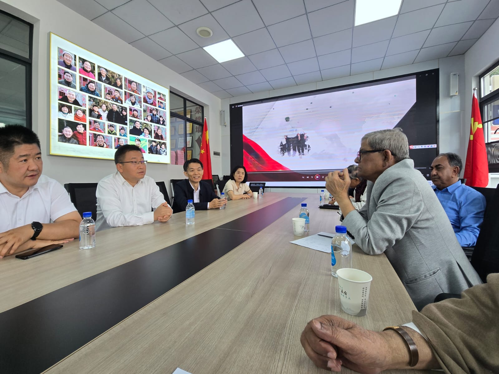 BNP delegation visits China's modern smart city project 'Code City'