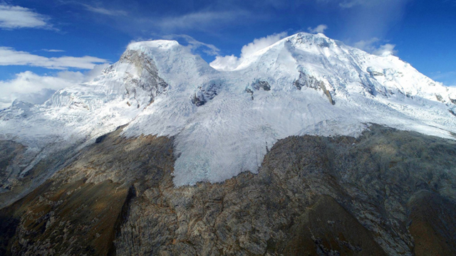Japanese mountaineer dies on Peru's tallest peak