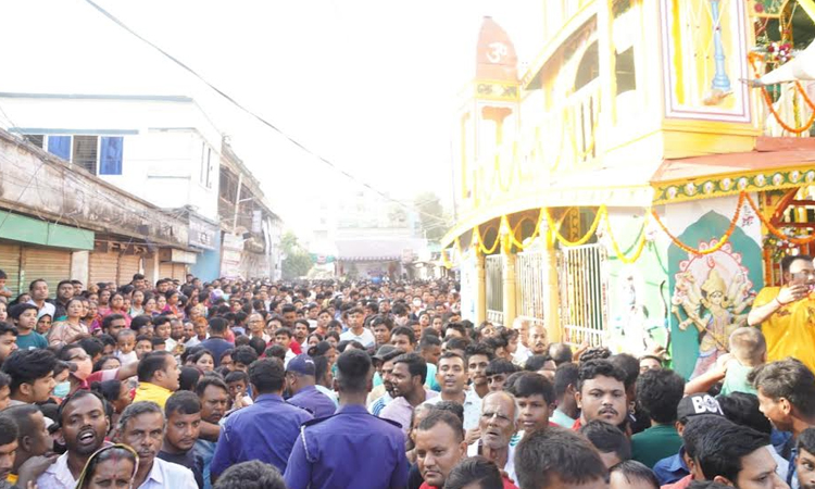 Hindus celebrate Ratha Yatra amid religious fervor