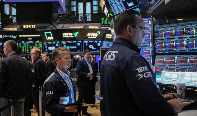 US stocks end at records, completing comeback from tariff rout