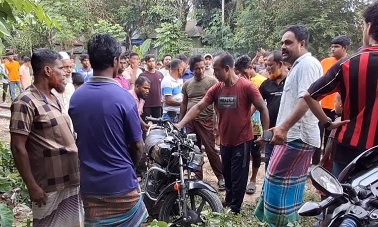 Couple killed as train runs over motorcycle in Narsingdi