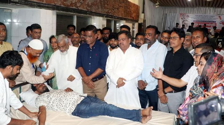 DAB organizes blood donation programme in memory of July martyrs in Khulna