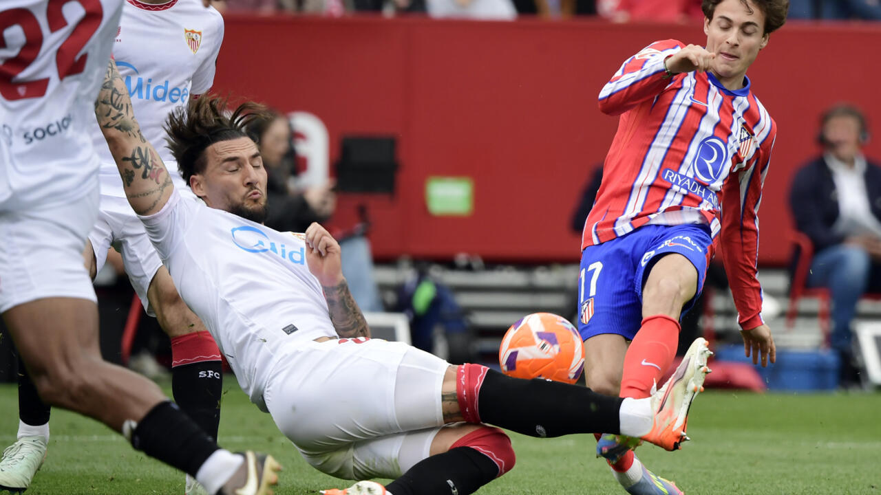 Riquelme leaves Atletico Madrid for Real Betis