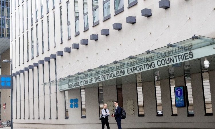 Eight OPEC+ alliance members move toward output hike at meeting