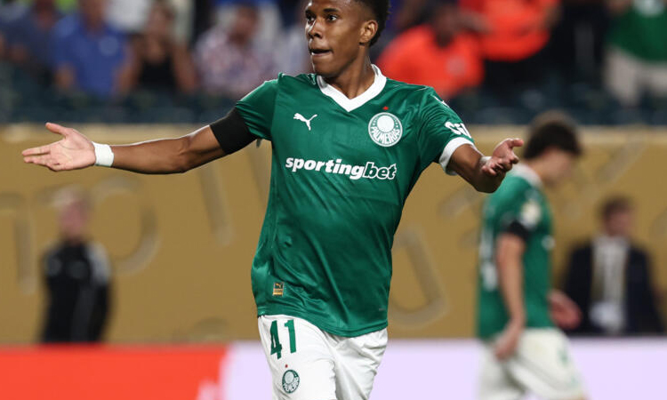 Brazil starlet Estevao 'ready' for Chelsea move: Palmeiras coach