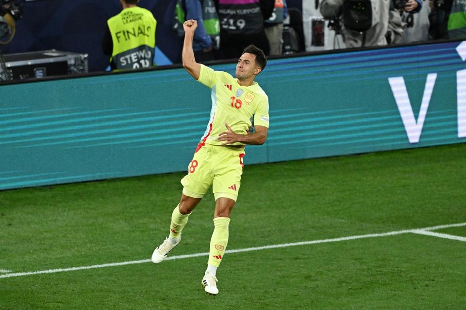 Arsenal sign midfielder Zubimendi from Real Sociedad: club