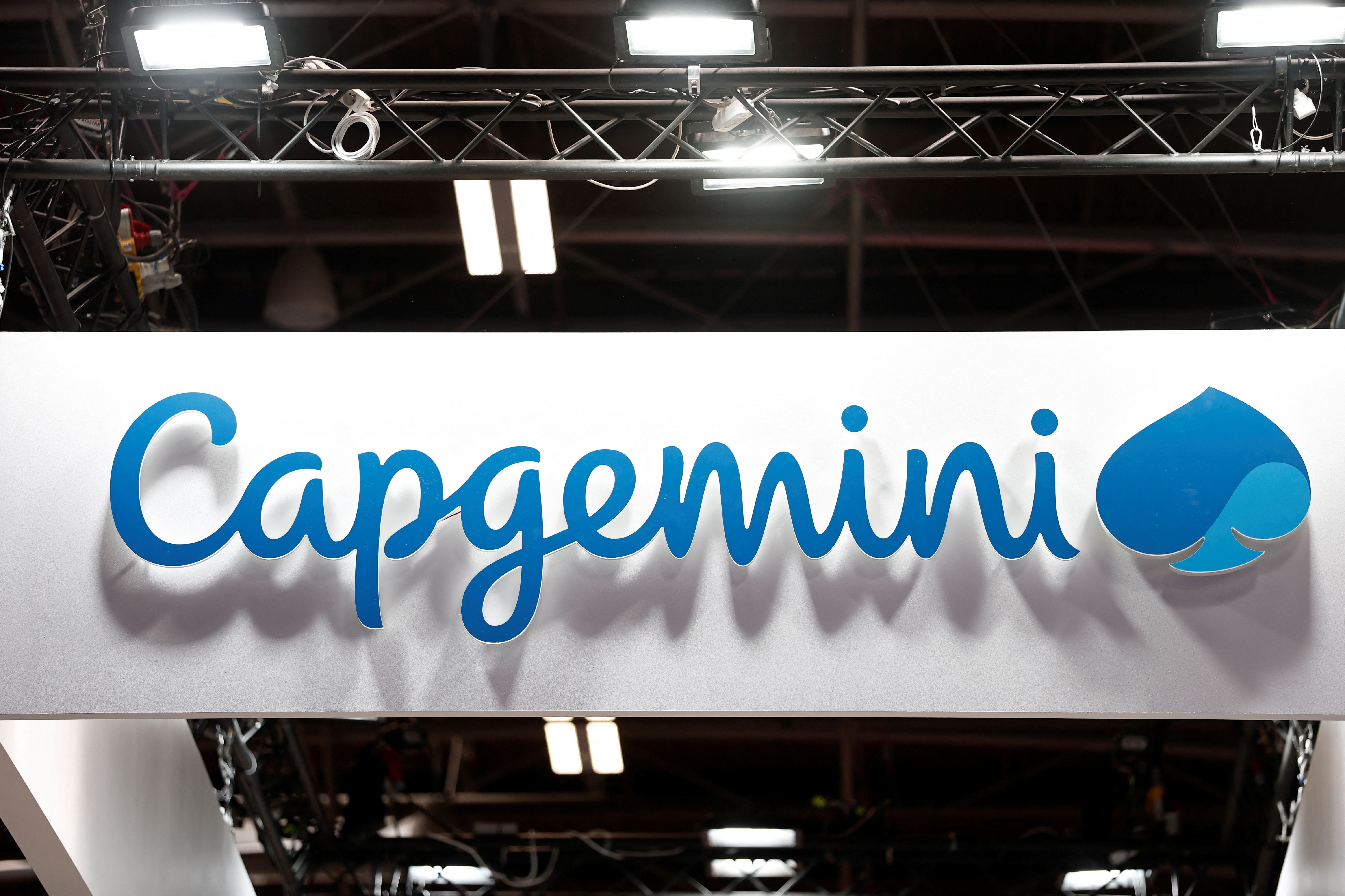 Capgemini buys WNS to create AI agent for businesses