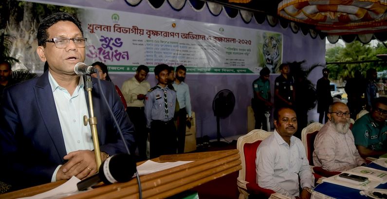 Tree fair begins in Khulna