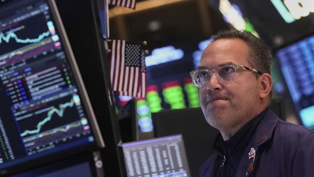US stocks fall from records as tariff angst returns