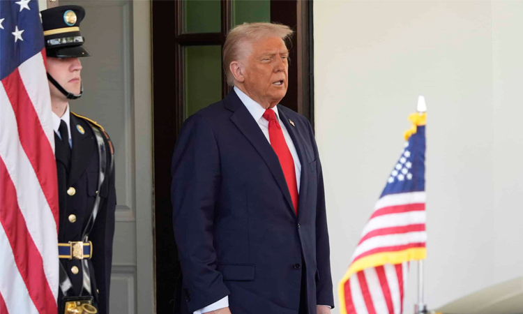 US stocks mostly lower as Trump adds copper, pharma to tariff onslaught