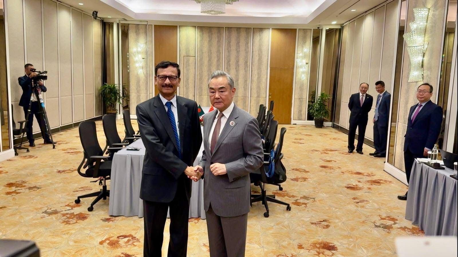 China, Canada pledge deeper trade ties, continued Rohingya support