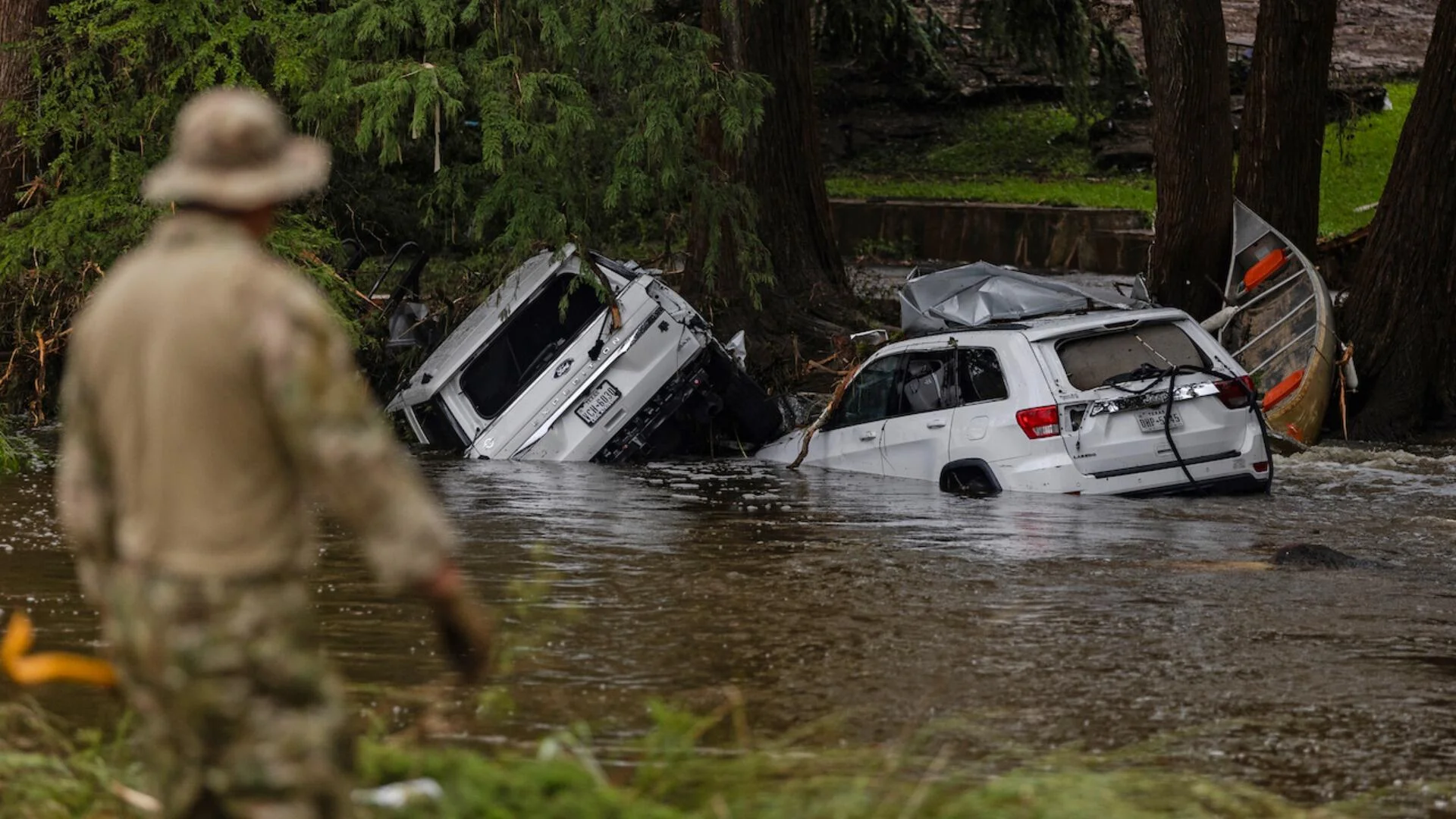 Trump to visit flood-ravaged Texas amid scrutiny