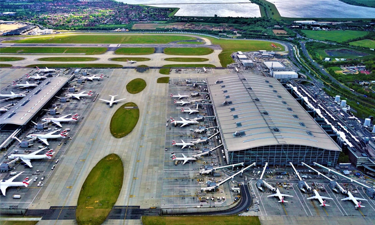 London's Heathrow eyes higher fees for o10bn upgrade