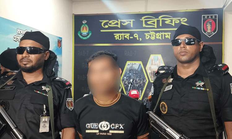 Murder accused husband arrested in Ctg