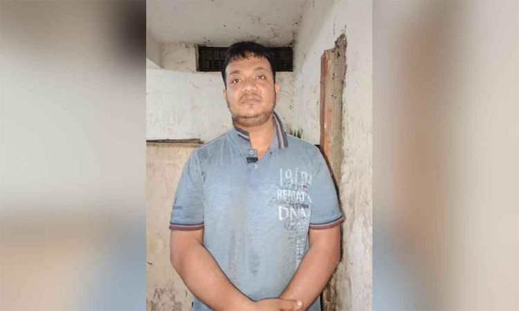 Swechasebak League leader arrested in murder cases in Rangpur  