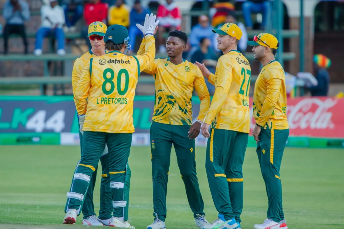 South Africa beat Zimbabwe by five wickets