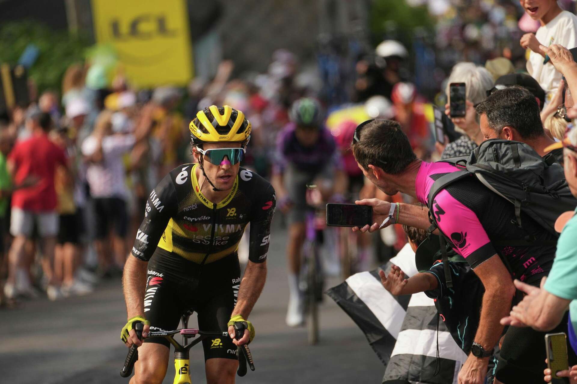 Ireland's Healy takes Tour de France lead as Simon Yates wins stage