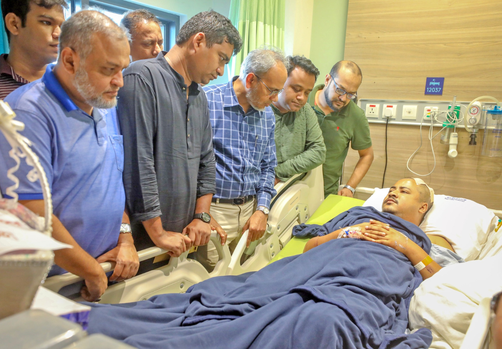 Tarique Rahman stands by injured JCD leader Avi