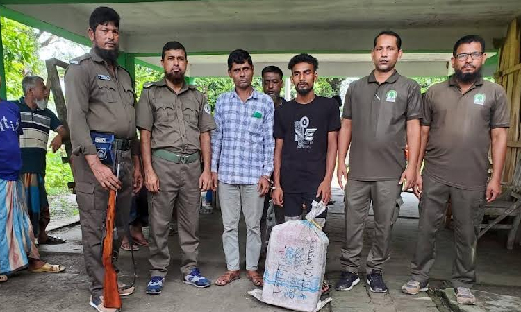 Two held with venison in Bagerhat