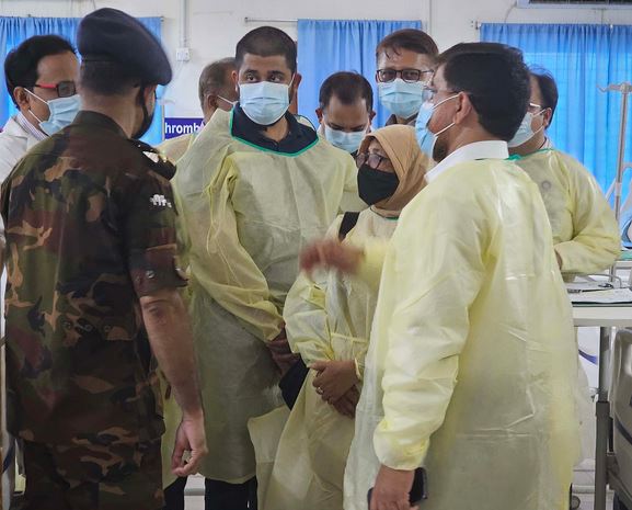 Health adviser stresses on research based medical education